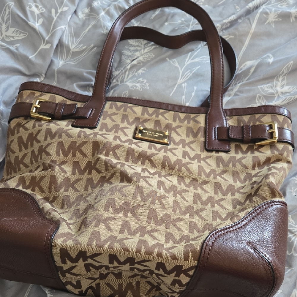 Michael Kors Tan and Brown Signature Tote